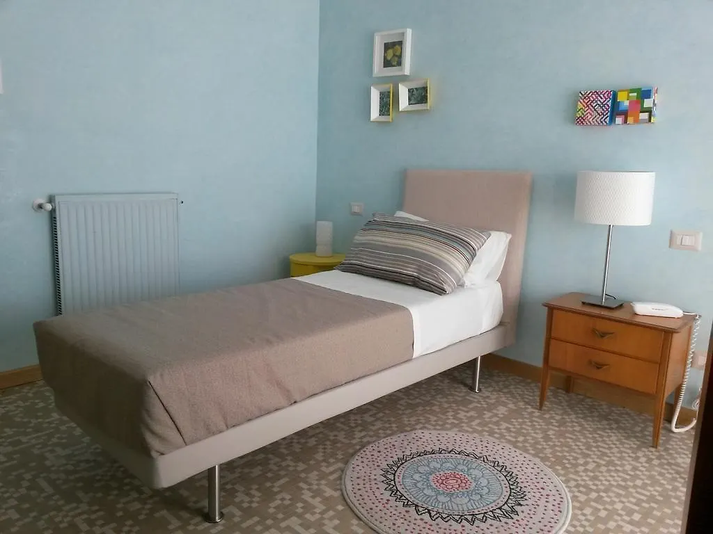 ***  Garibaldi R&B Bed and Breakfast Μεσίνα Ιταλία