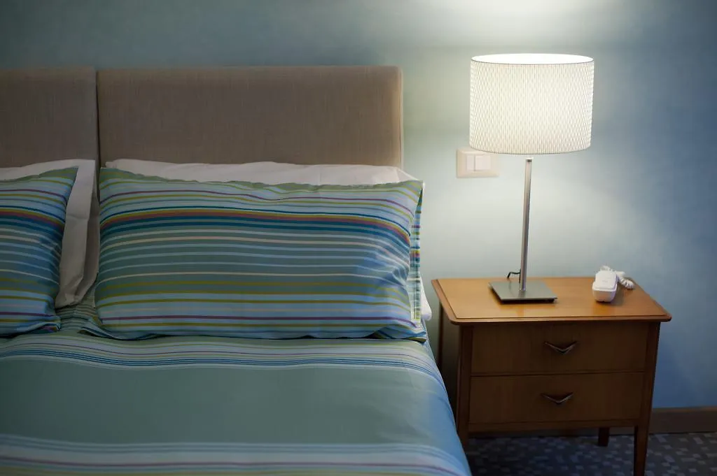 Garibaldi R&B Bed and Breakfast Μεσίνα