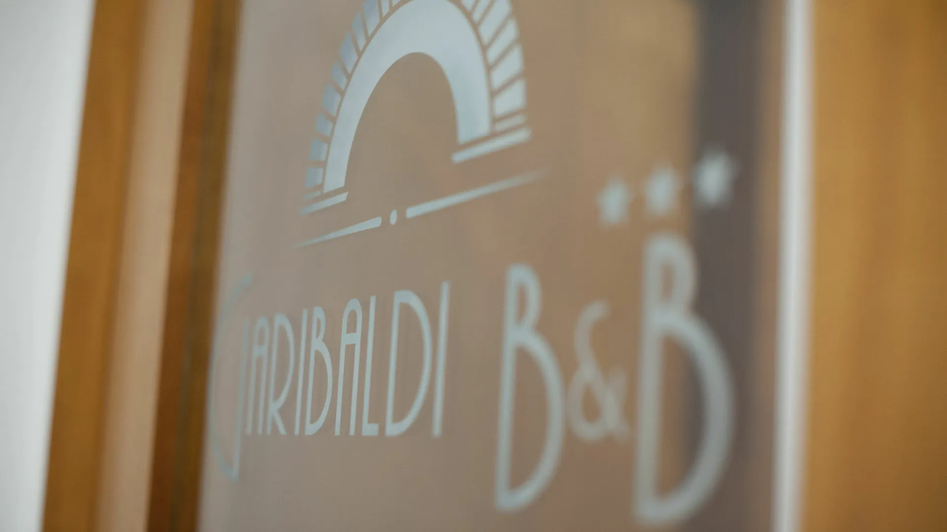 Garibaldi R&B Bed and Breakfast Μεσίνα
